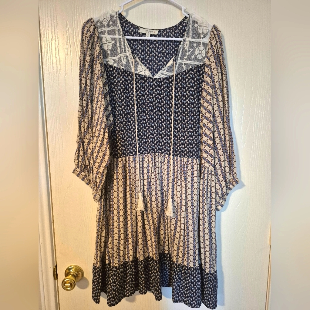 Umgee Navy and Cream Long Sleeve Dress